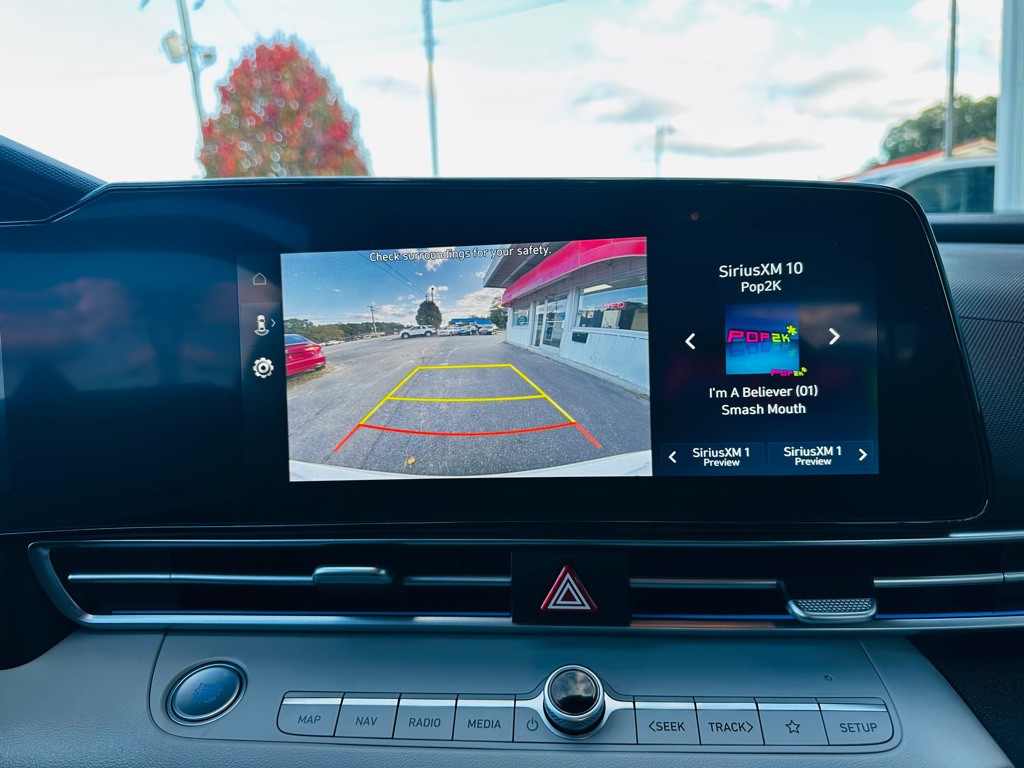 2025 Hyundai Elantra Image 16