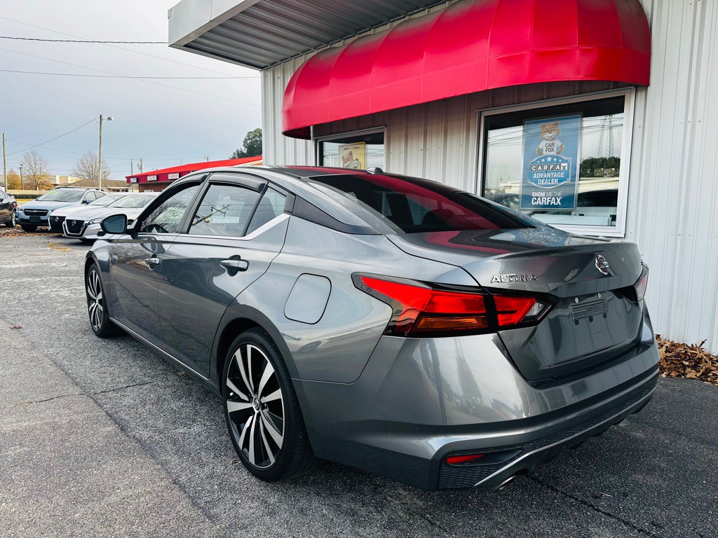 2019 Nissan Altima Image 4