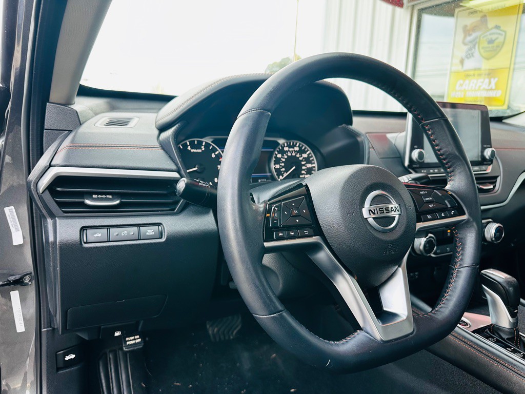 2019 Nissan Altima Image 9
