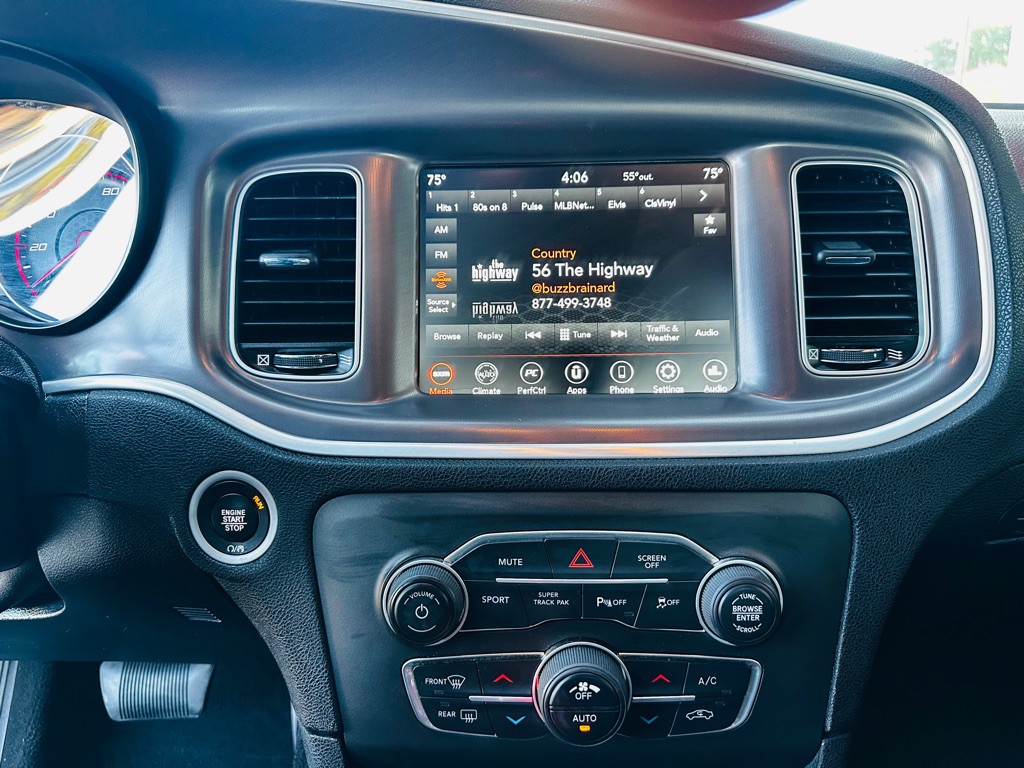 2022 Dodge Charger Image 11