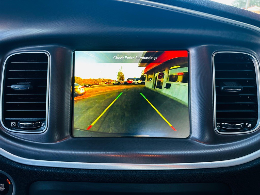 2022 Dodge Charger Image 13