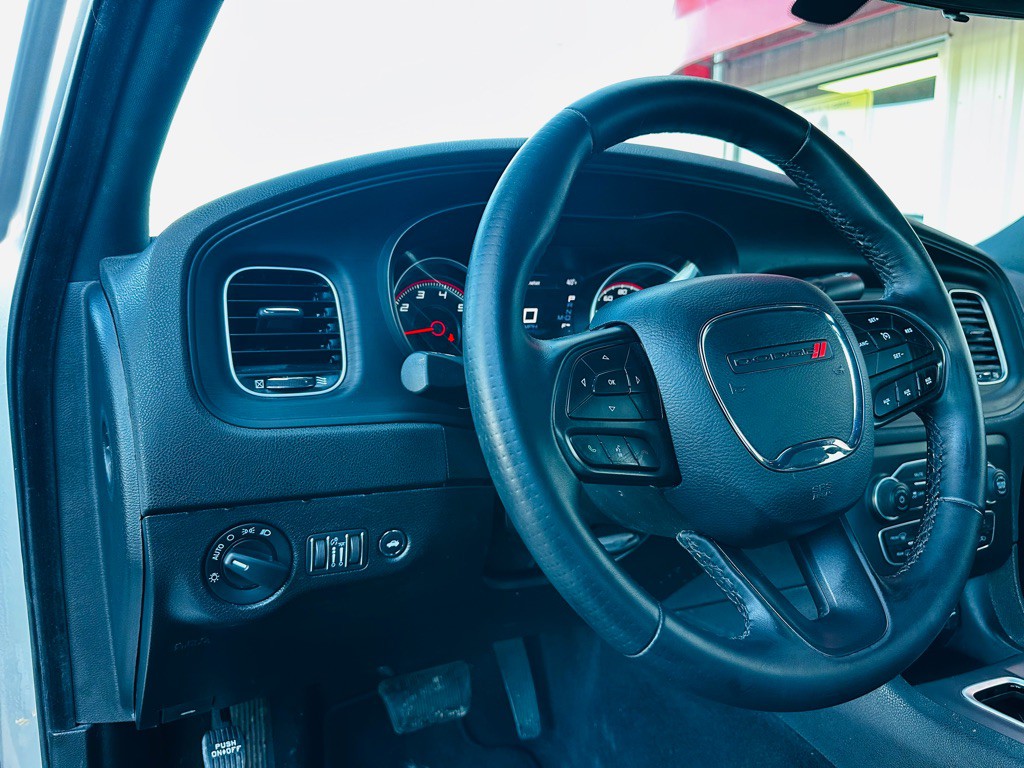 2022 Dodge Charger Image 10