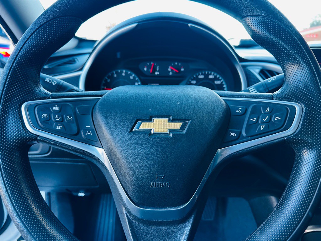 2023 Chevrolet Malibu Image 11