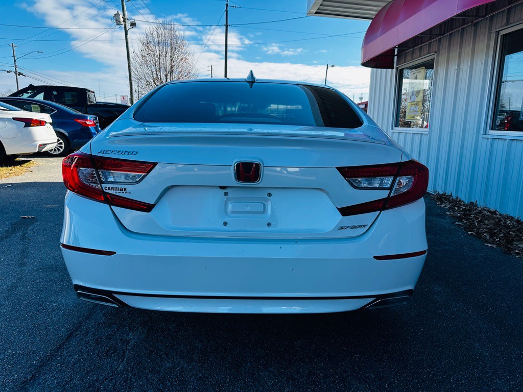 2019 Honda Accord Image 5