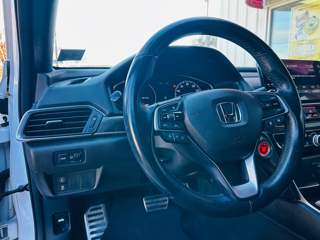 2019 Honda Accord Image 10