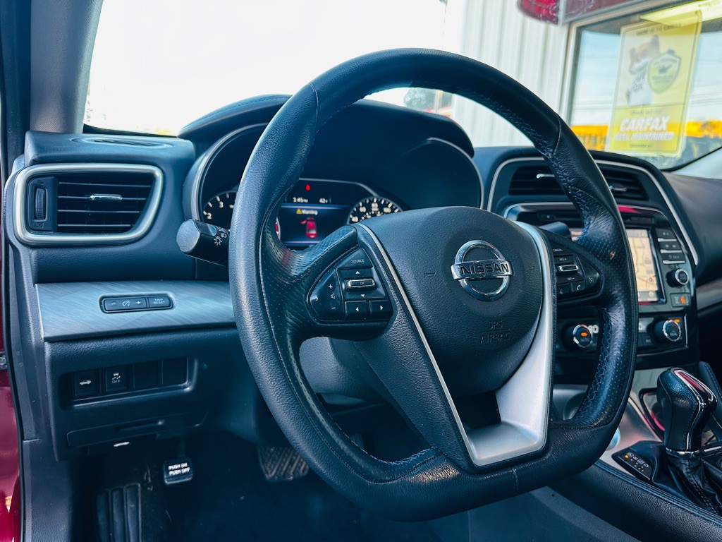 2018 Nissan Maxima Image 10