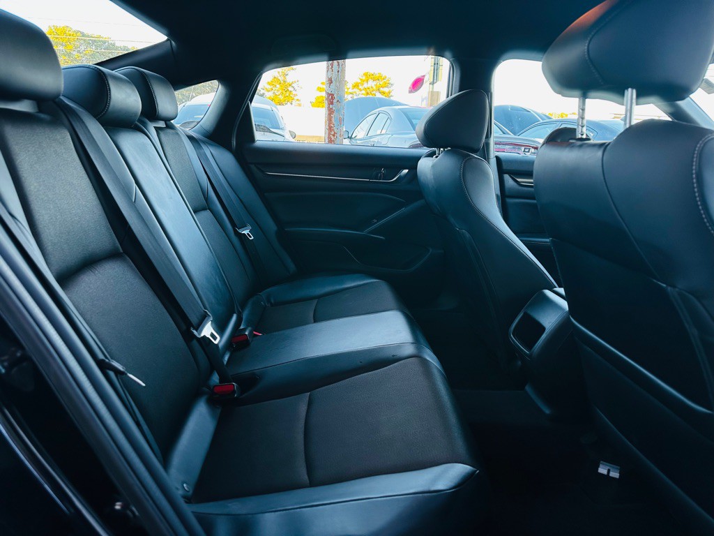 2018 Honda Accord Image 7