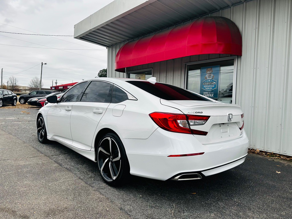 2020 Honda Accord Image 4
