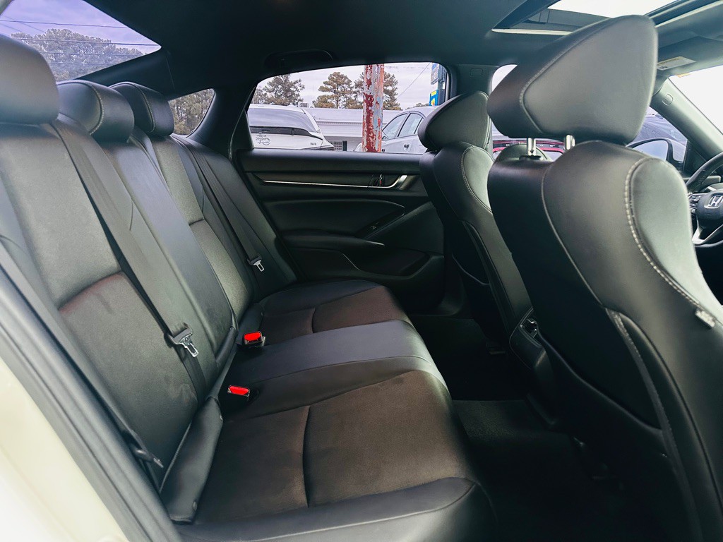 2020 Honda Accord Image 7