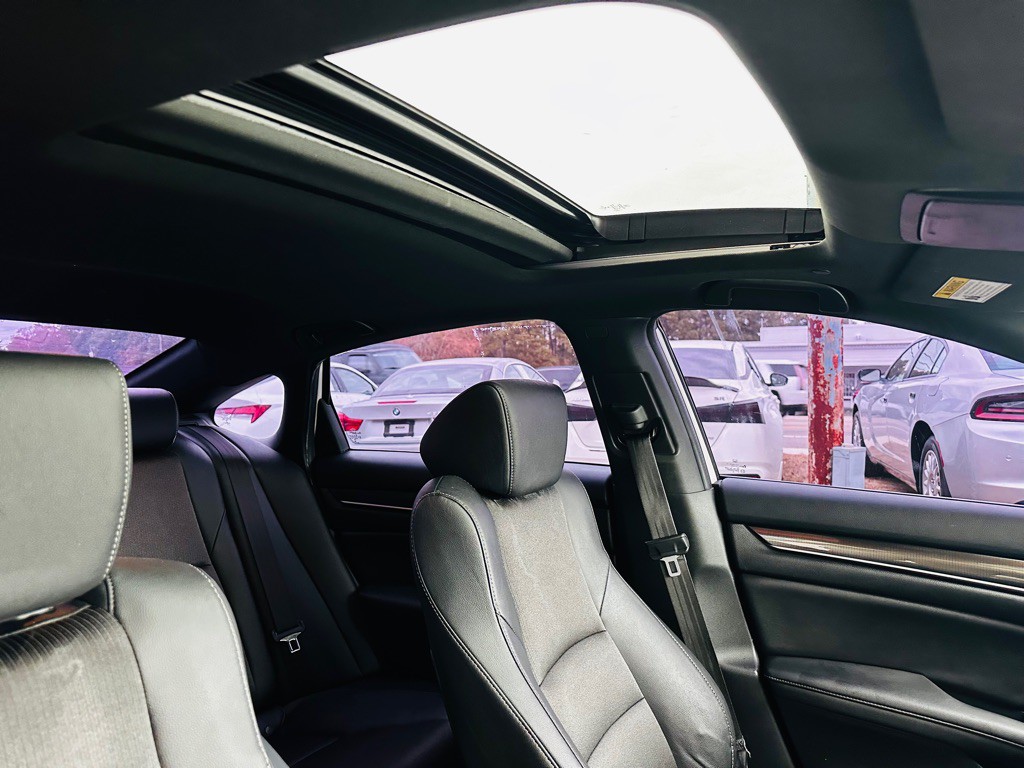 2020 Honda Accord Image 9