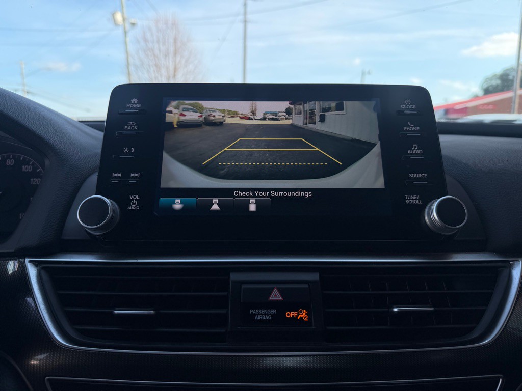 2018 Honda Accord Image 12