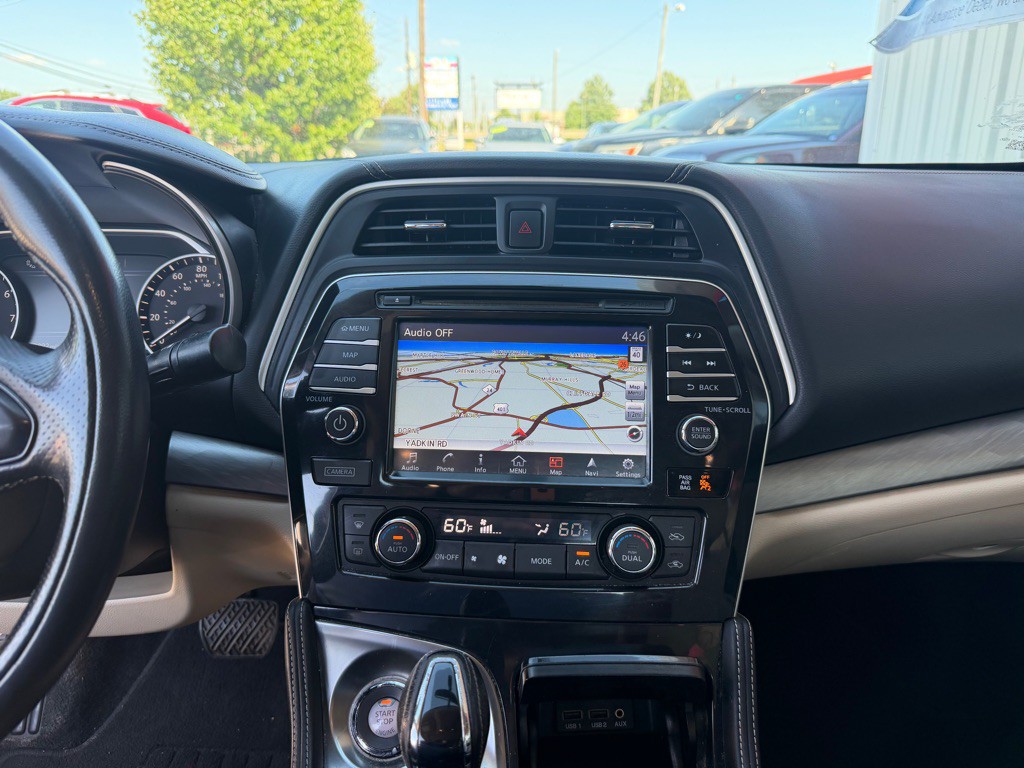 2018 Nissan Maxima Image 12