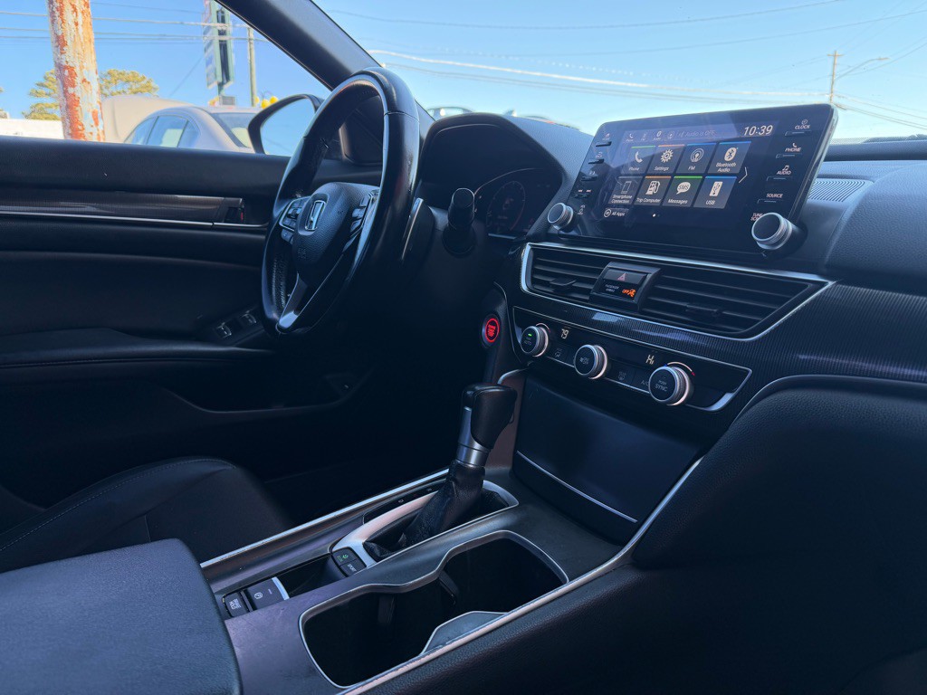 2020 Honda Accord Image 9
