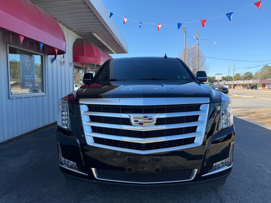 2019 Cadillac Escalade Image 2
