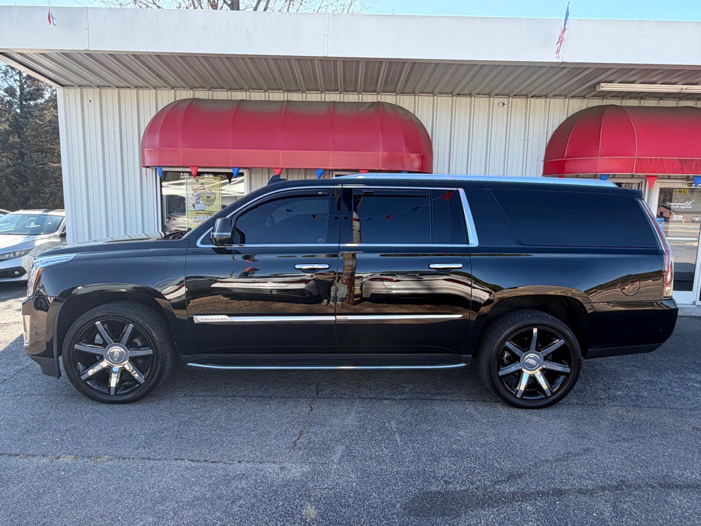 2019 Cadillac Escalade Image 4
