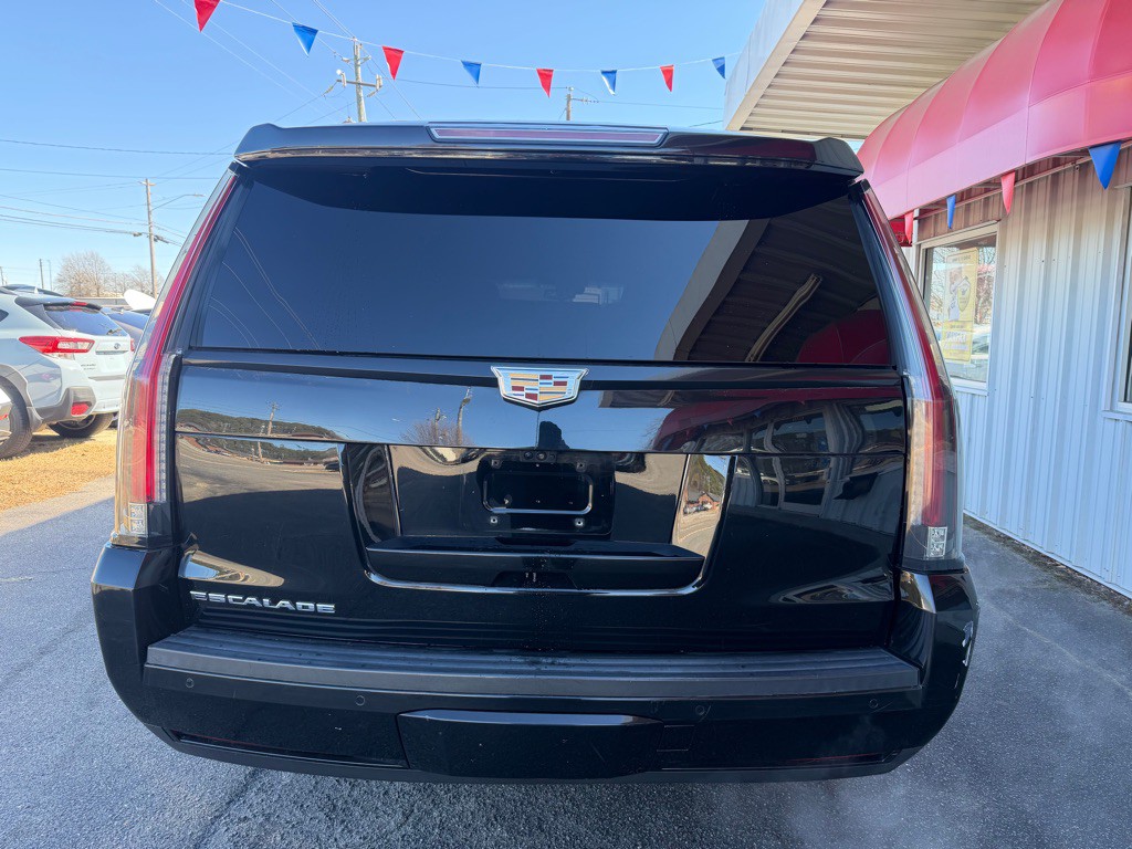 2019 Cadillac Escalade Image 6