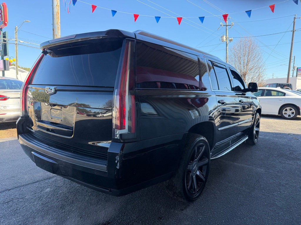 2019 Cadillac Escalade Image 7