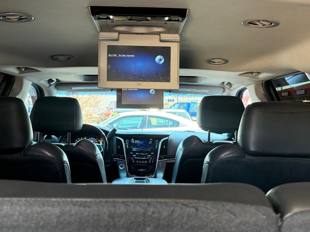 2019 Cadillac Escalade Image 12