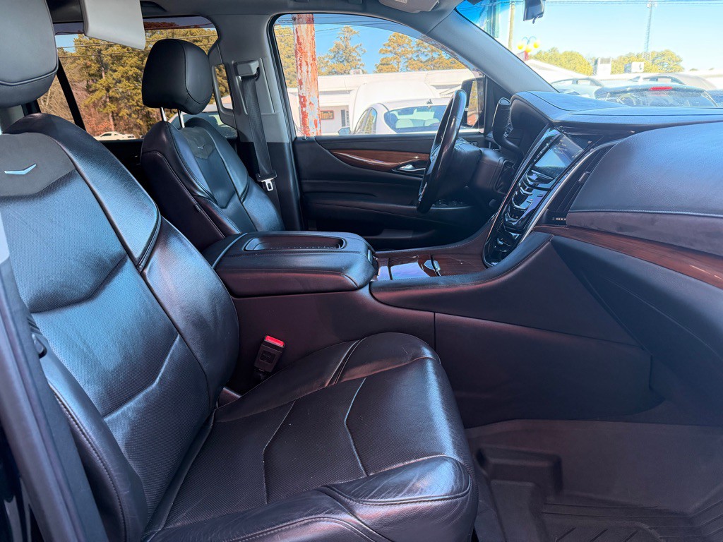 2019 Cadillac Escalade Image 13