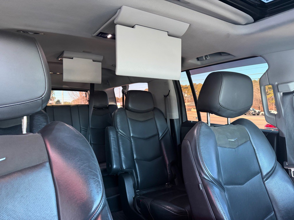 2019 Cadillac Escalade Image 14