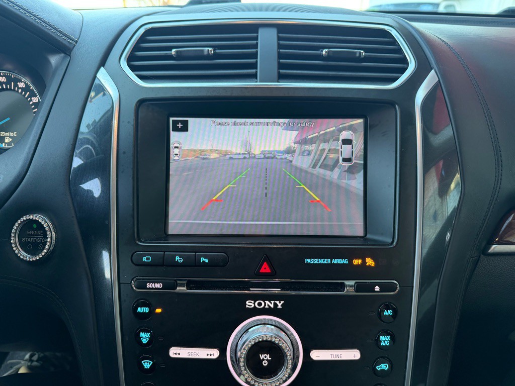 2018 Ford Explorer Image 16