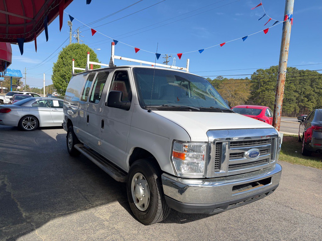 2014 Ford Econoline Image 3