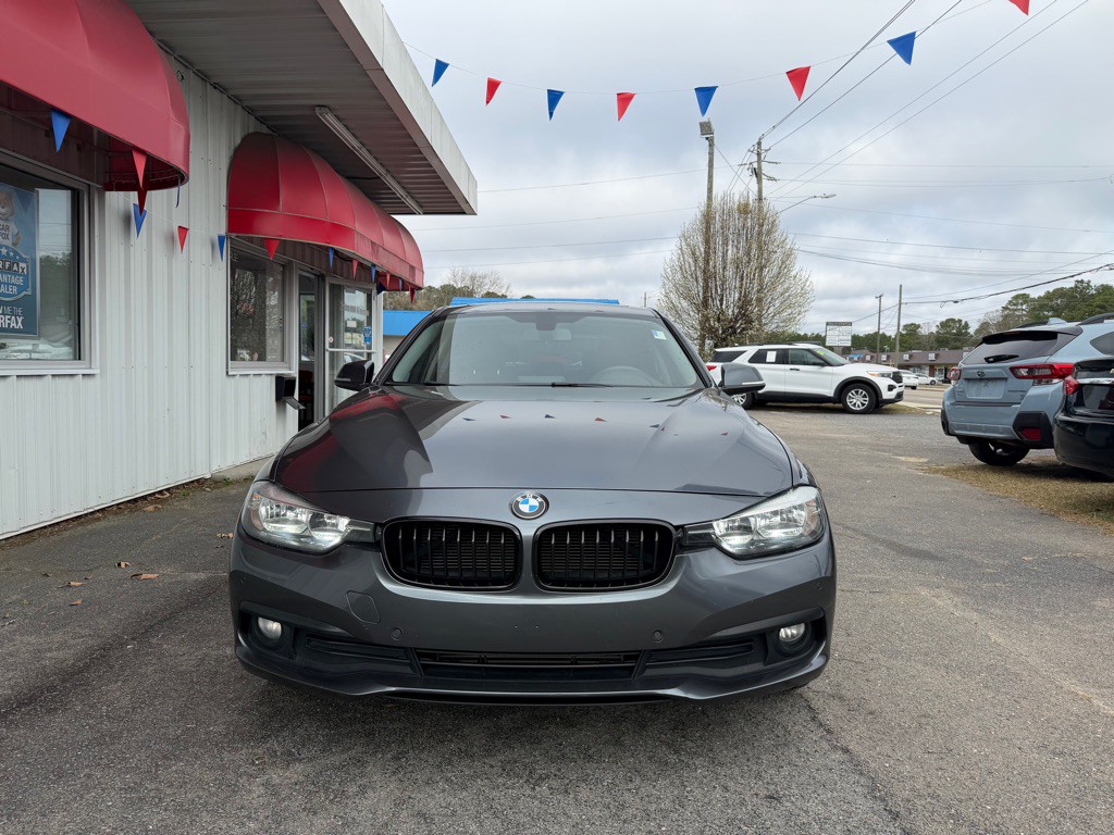 2017 BMW 3 Series Image 2