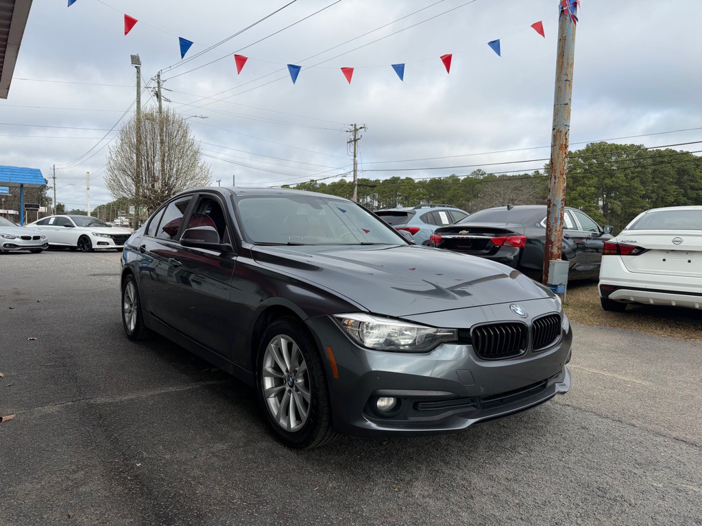 2017 BMW 3 Series Image 3