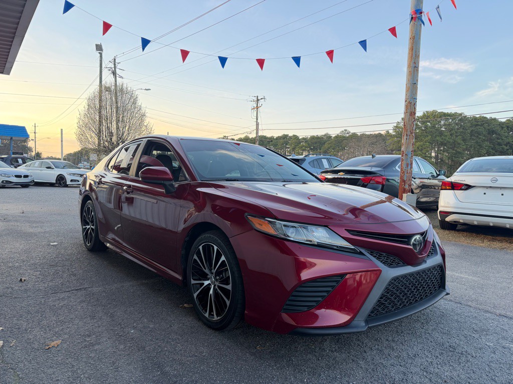 2018 Toyota Camry Image 3