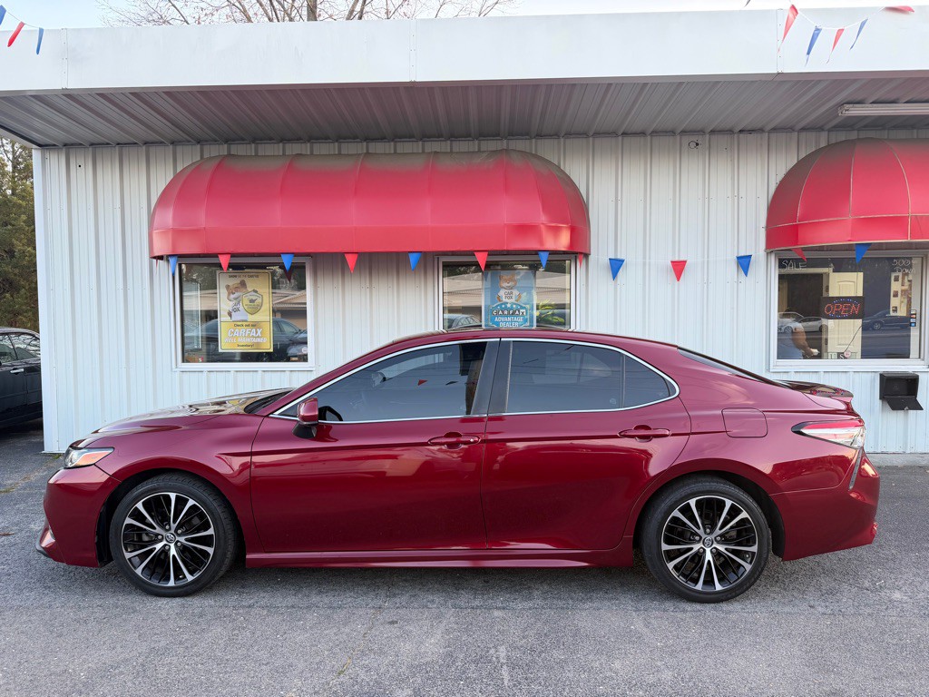 2018 Toyota Camry Image 4