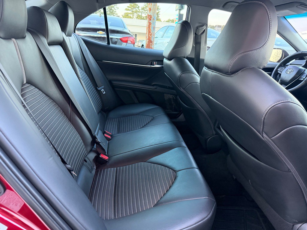 2018 Toyota Camry Image 8