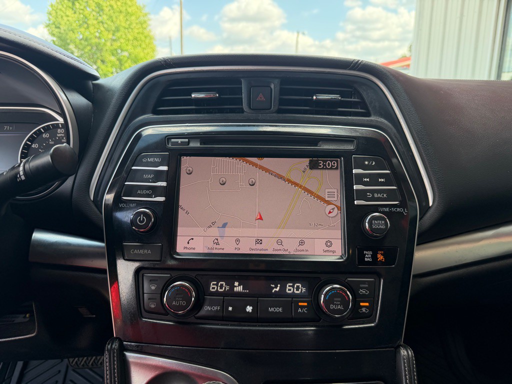 2020 Nissan Maxima Image 11