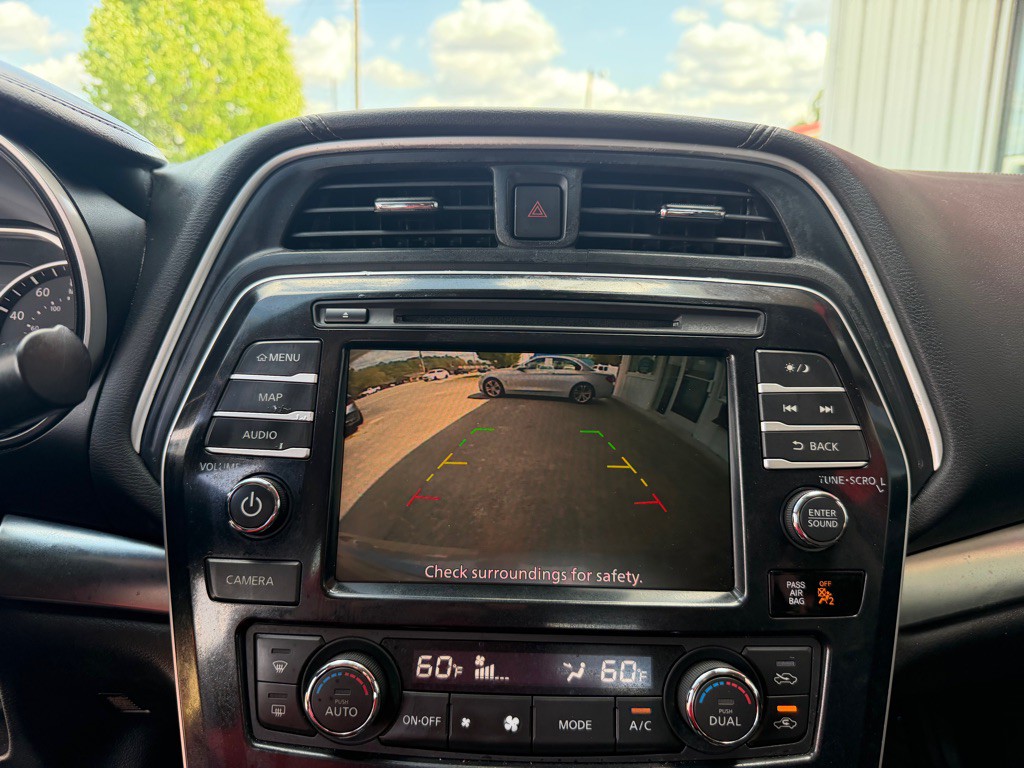 2020 Nissan Maxima Image 12