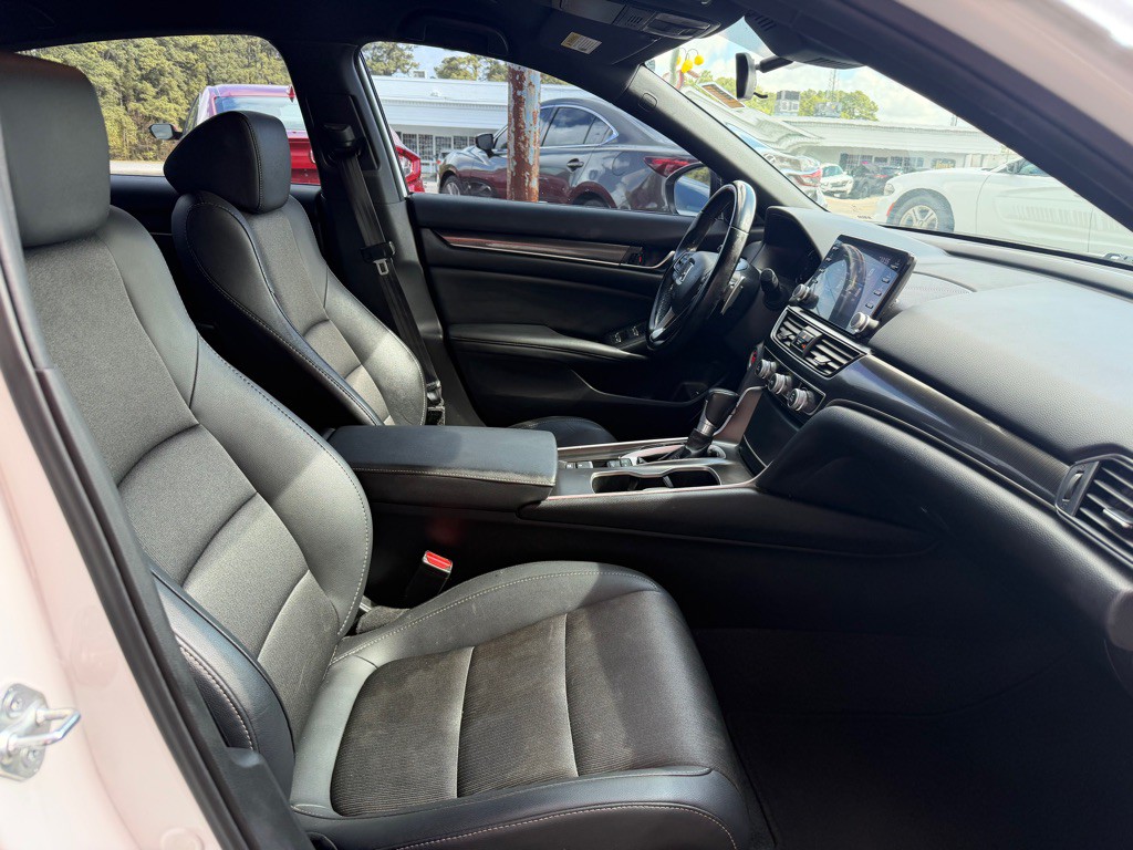2021 Honda Accord Image 9