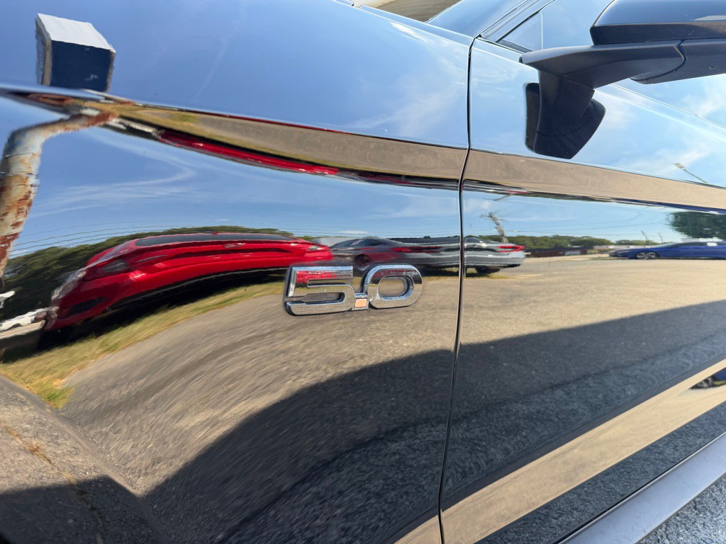 2016 Ford Mustang Image 9