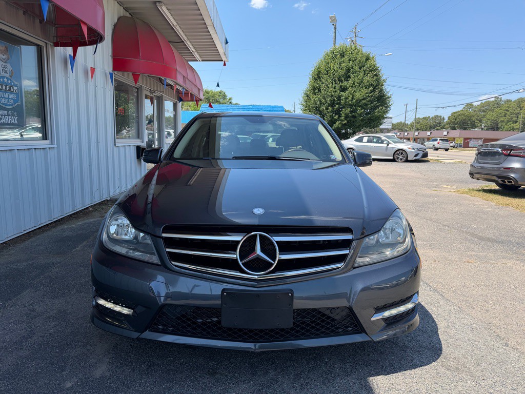 2014 Mercedes-Benz C-Class Image 2