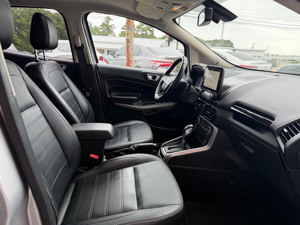 2019 Ford Econoline Image 10