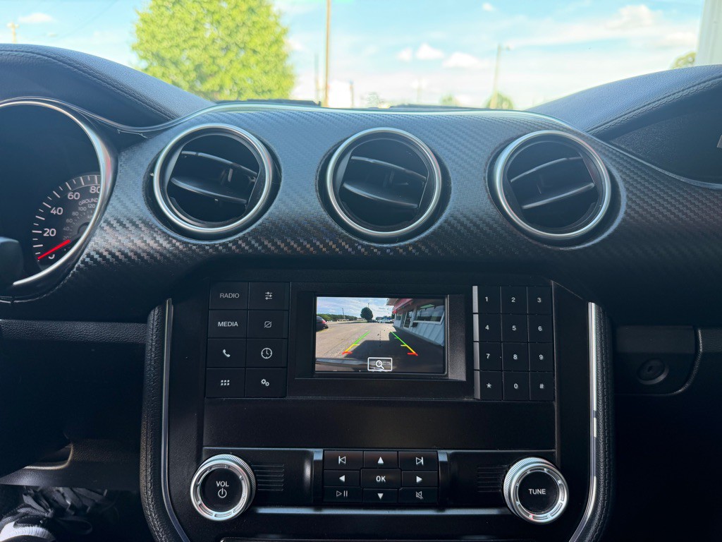 2019 Ford Mustang Image 13