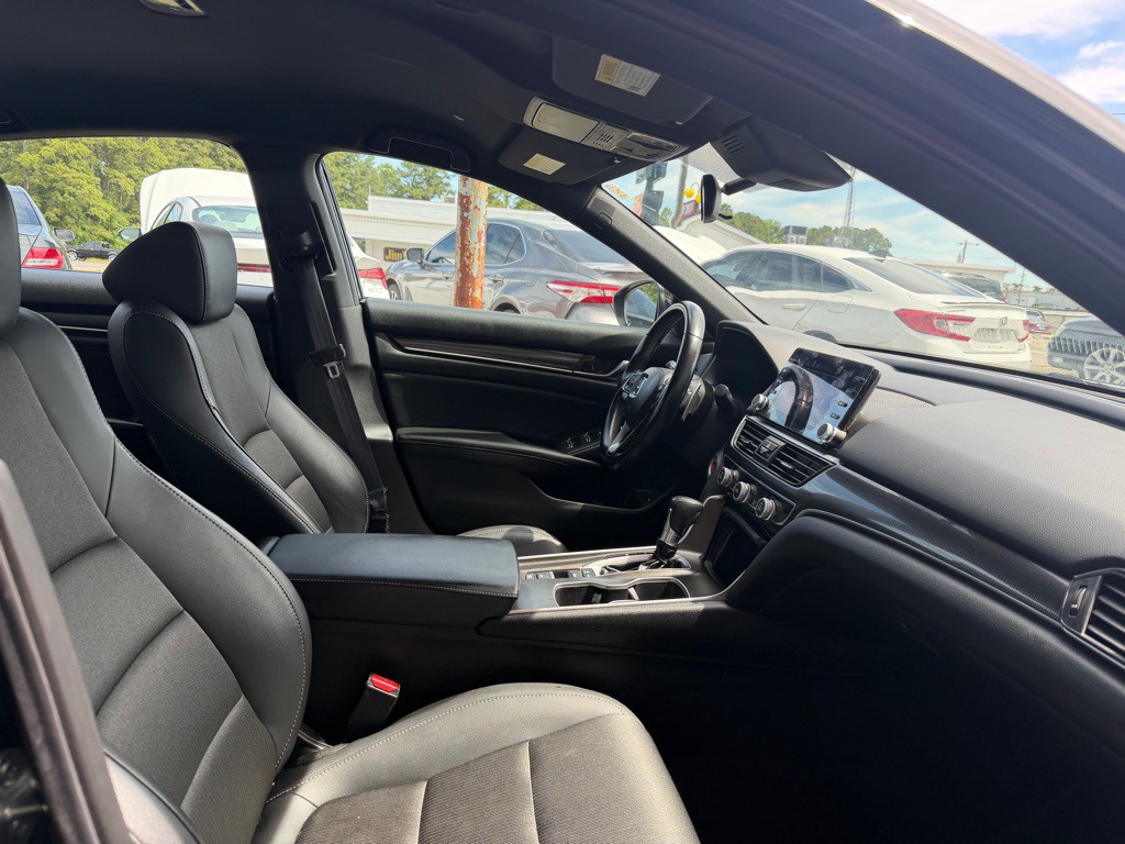 2021 Honda Accord Image 7