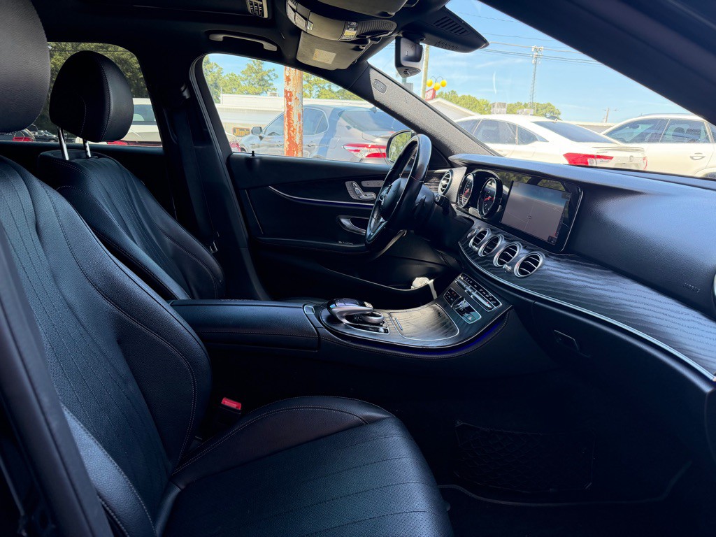 2019 Mercedes-Benz E-Class Image 12