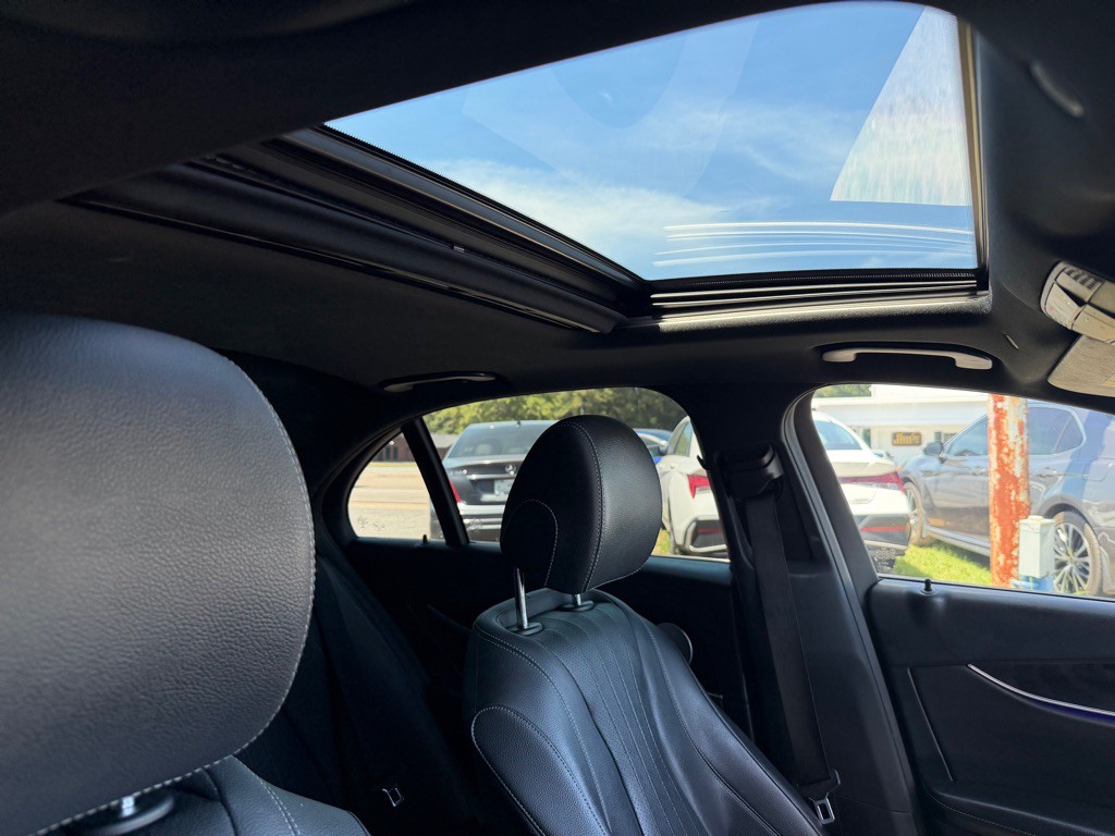 2019 Mercedes-Benz E-Class Image 13