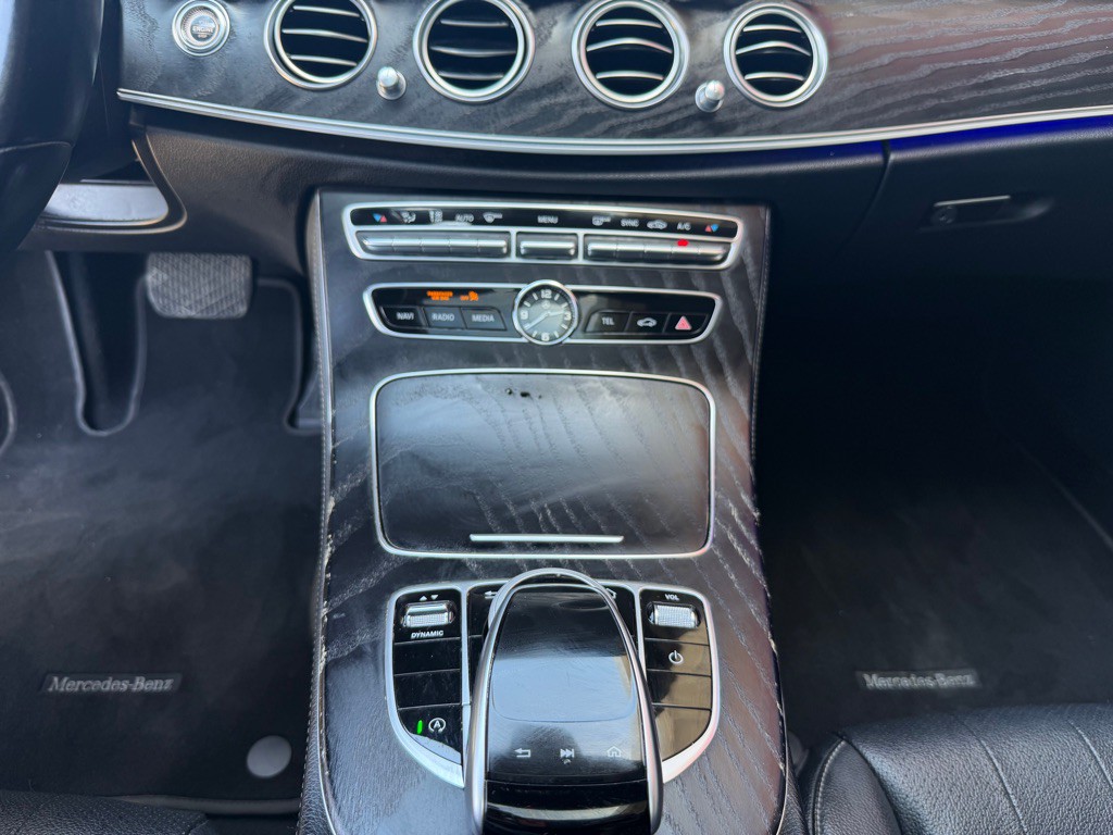 2019 Mercedes-Benz E-Class Image 15