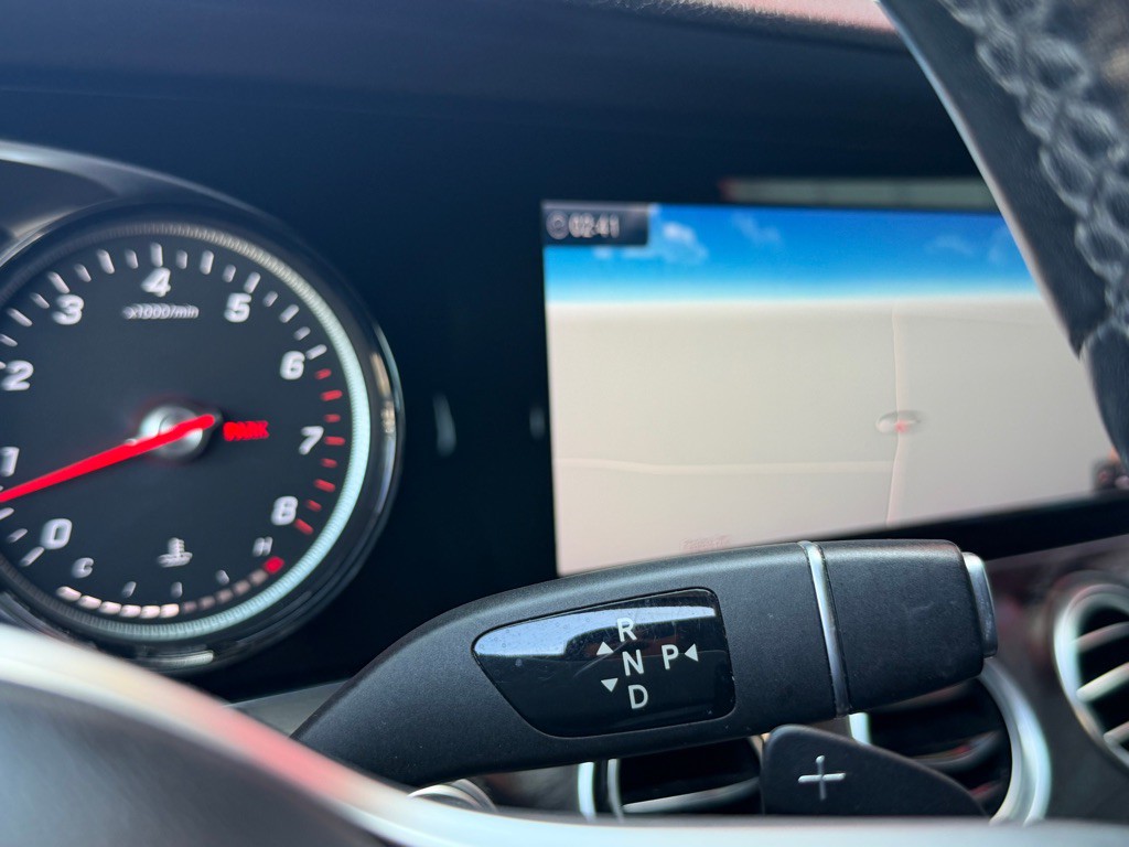 2019 Mercedes-Benz E-Class Image 19
