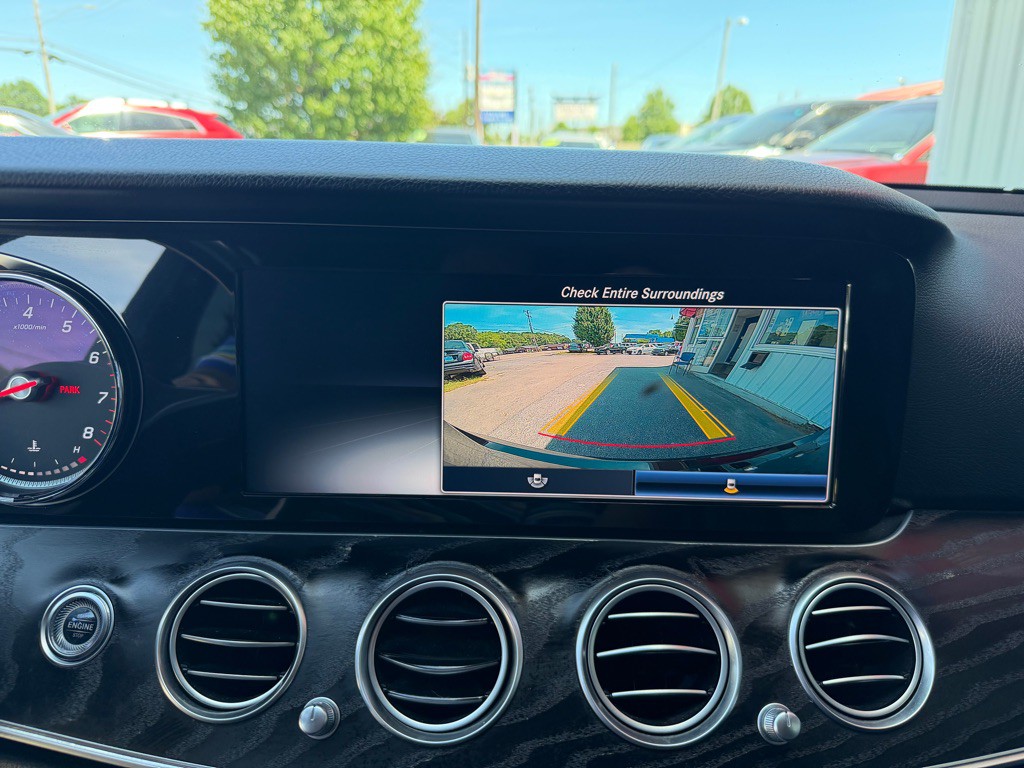 2019 Mercedes-Benz E-Class Image 22