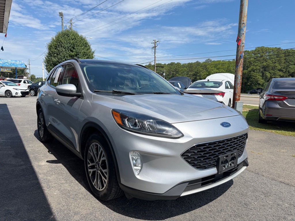 2020 Ford Escape Image 3