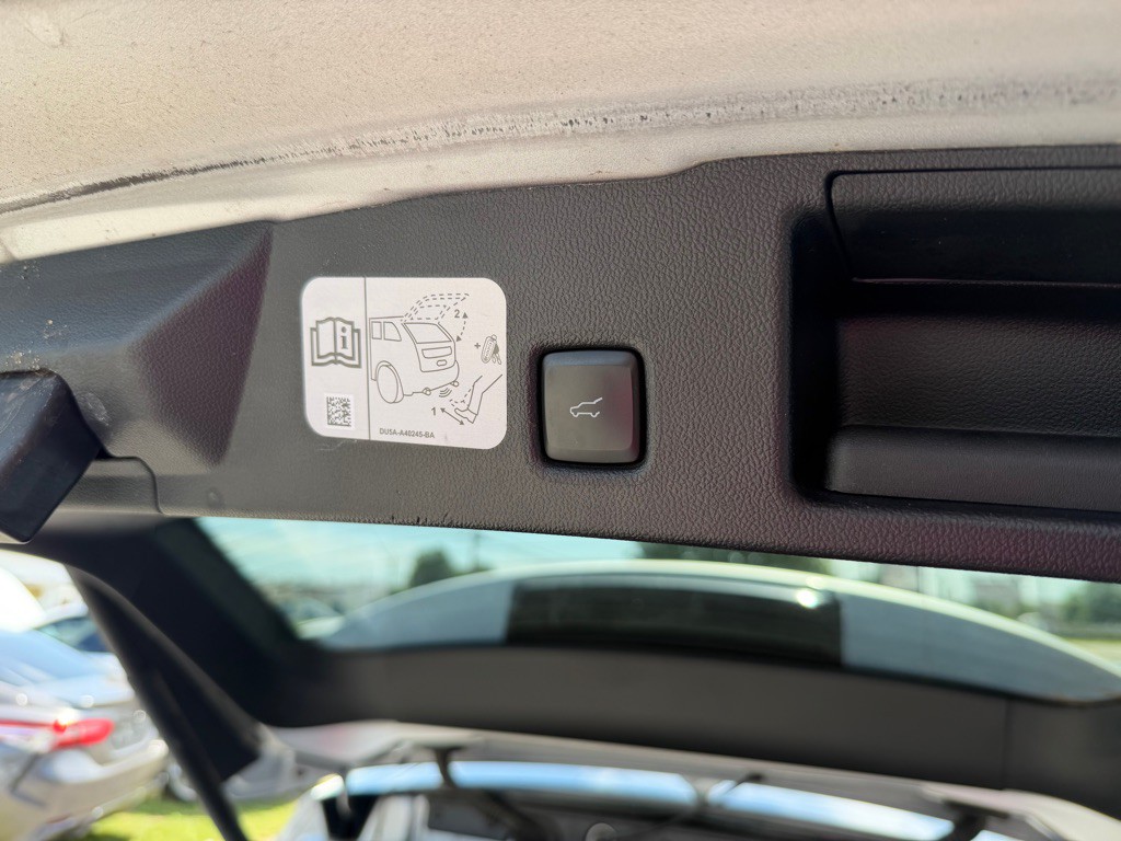 2020 Ford Escape Image 9