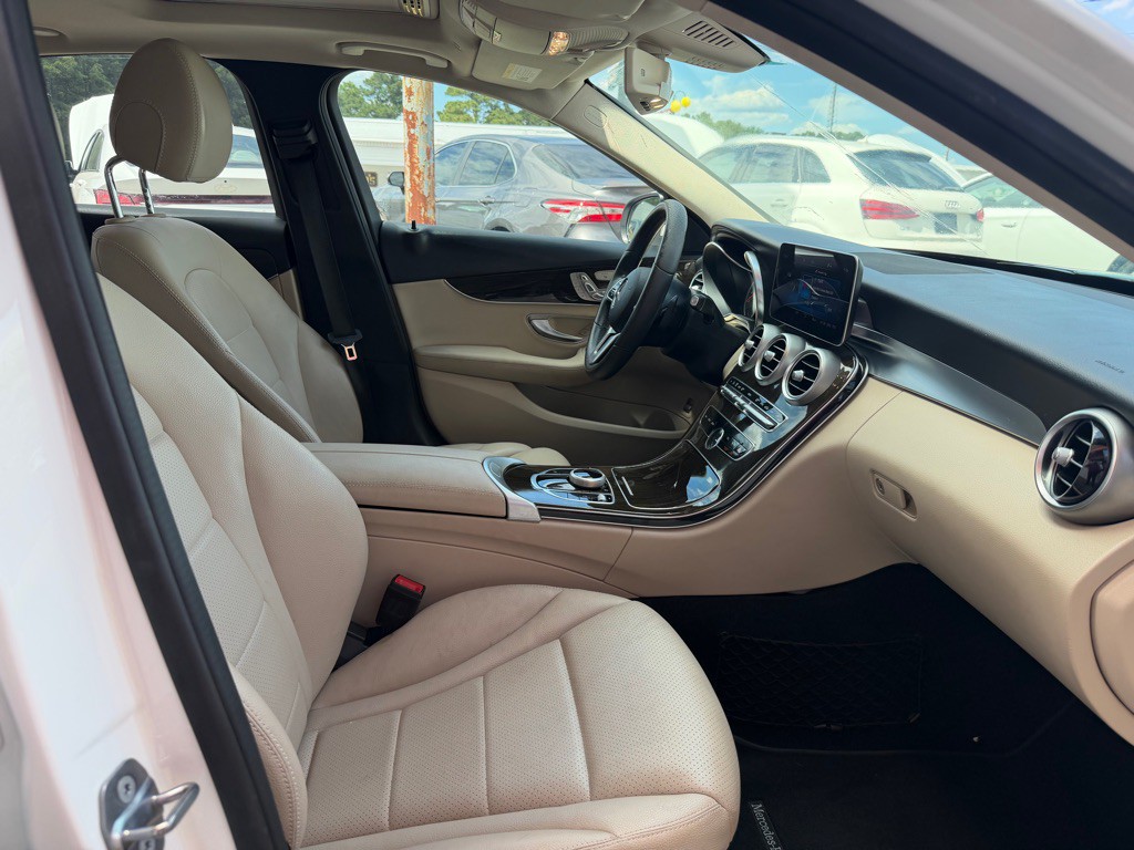 2019 Mercedes-Benz C-Class Image 11