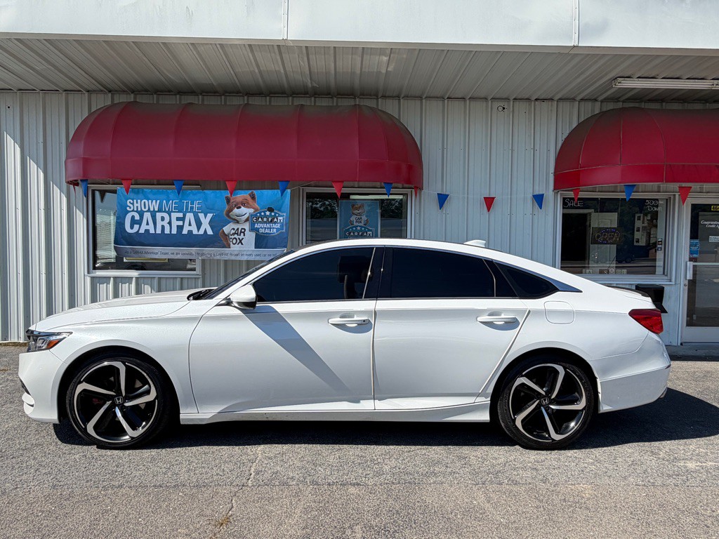 2019 Honda Accord Image 4
