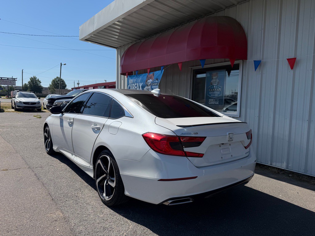 2019 Honda Accord Image 5