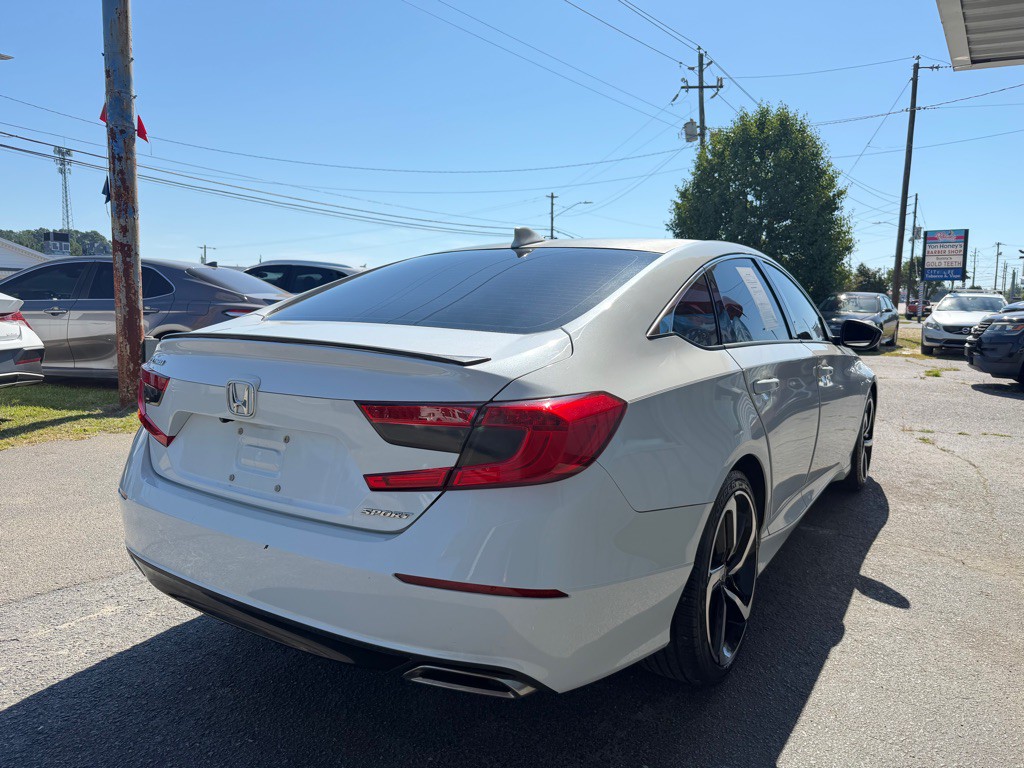 2019 Honda Accord Image 7